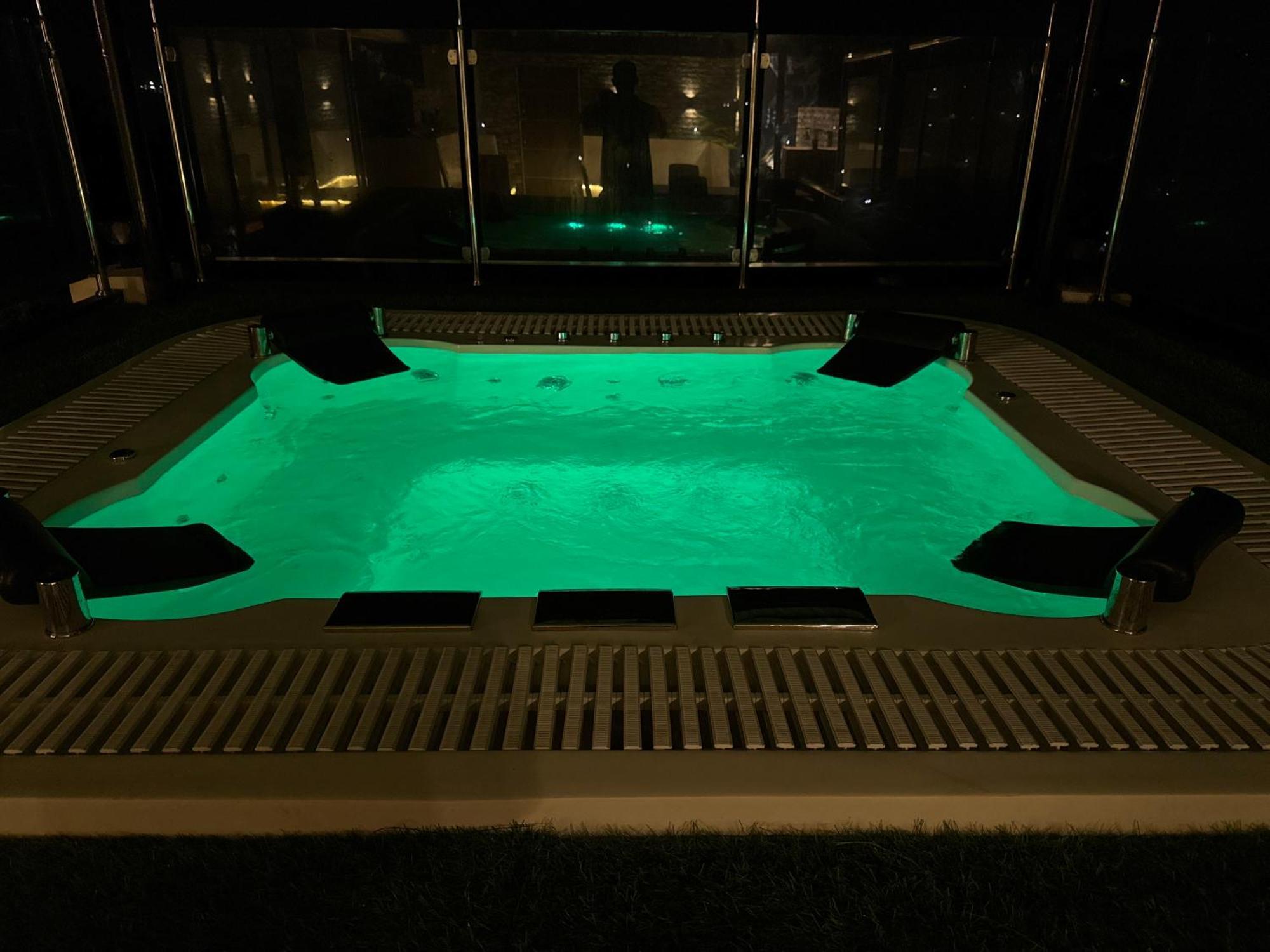 Elite Residency Lodge *